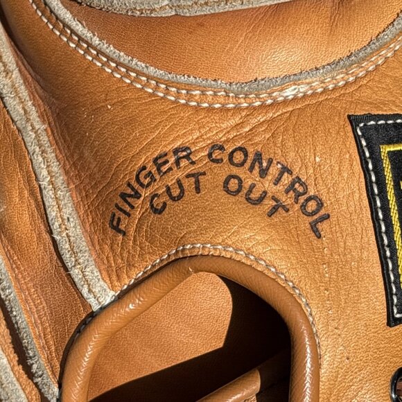 Wilson A2524 Baseball Catchers Mitt Right Hand Throw Mitt Airlite Josephson Vtg - Picture 8 of 11